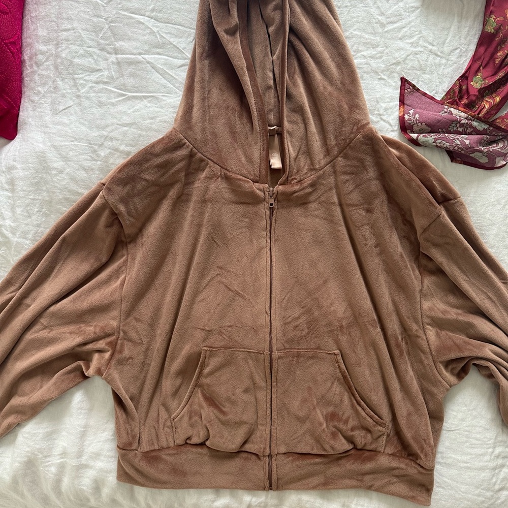 SKIMS fleece brown sweater